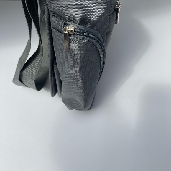 LIKE NEW-Organizzi™ Cross-Body DayBag with RFID Protection - Picture 6 of 16